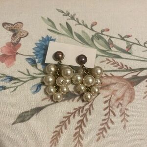 Vintage Pearl like Womens Earrings‎